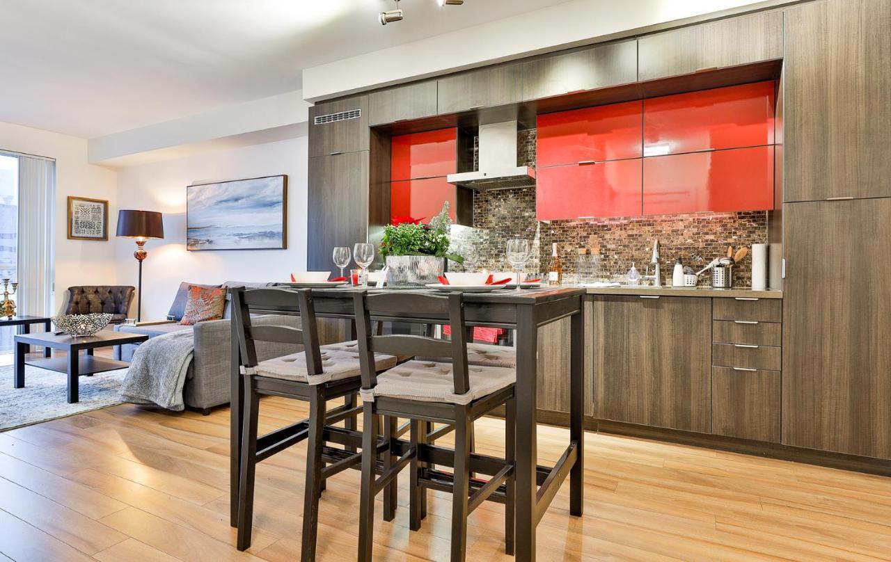 Luxury Condo Prime Location Toronto Buitenkant foto