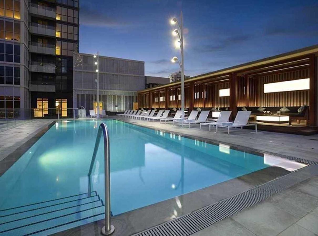 Luxury Condo Prime Location Toronto Buitenkant foto